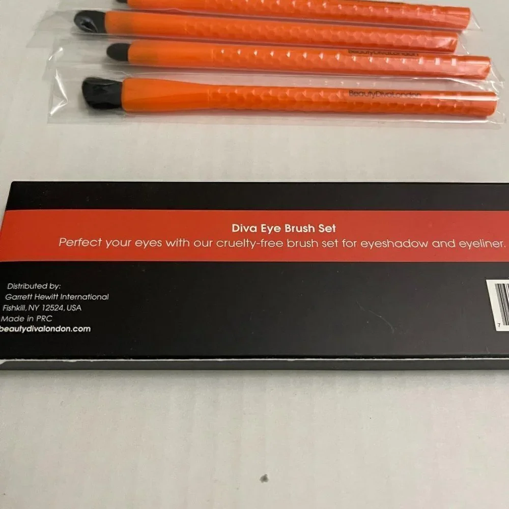 Beauty Diva London BNIB Orange Handle Diva 4 Piece Cruelty Free Eye Brush Set